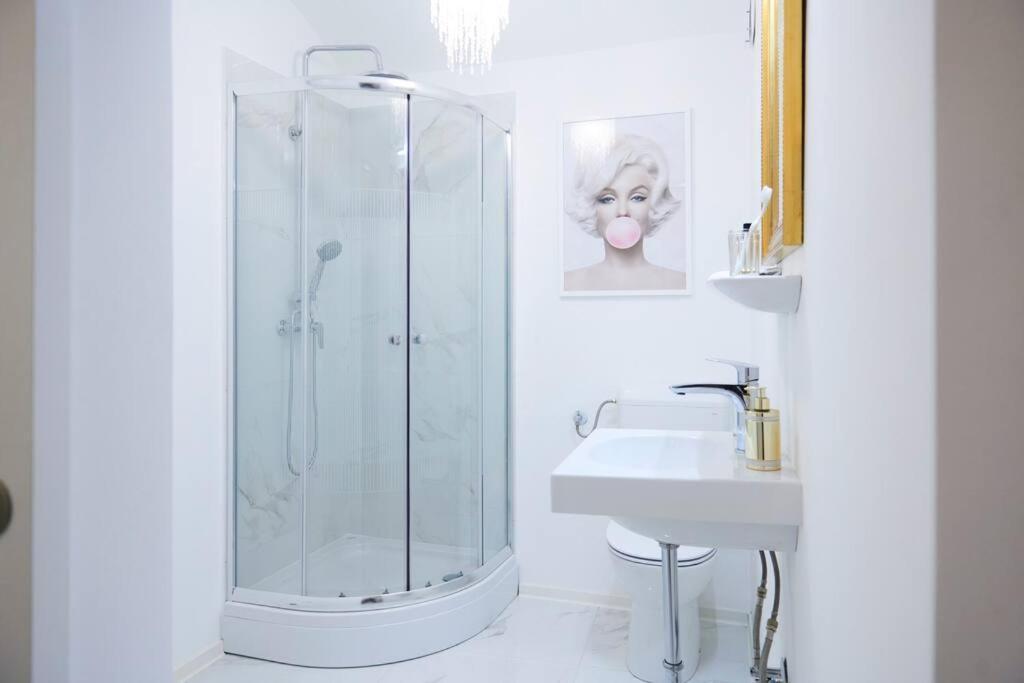 White Bliss Hideaway Apartment Ljubljana Luaran gambar