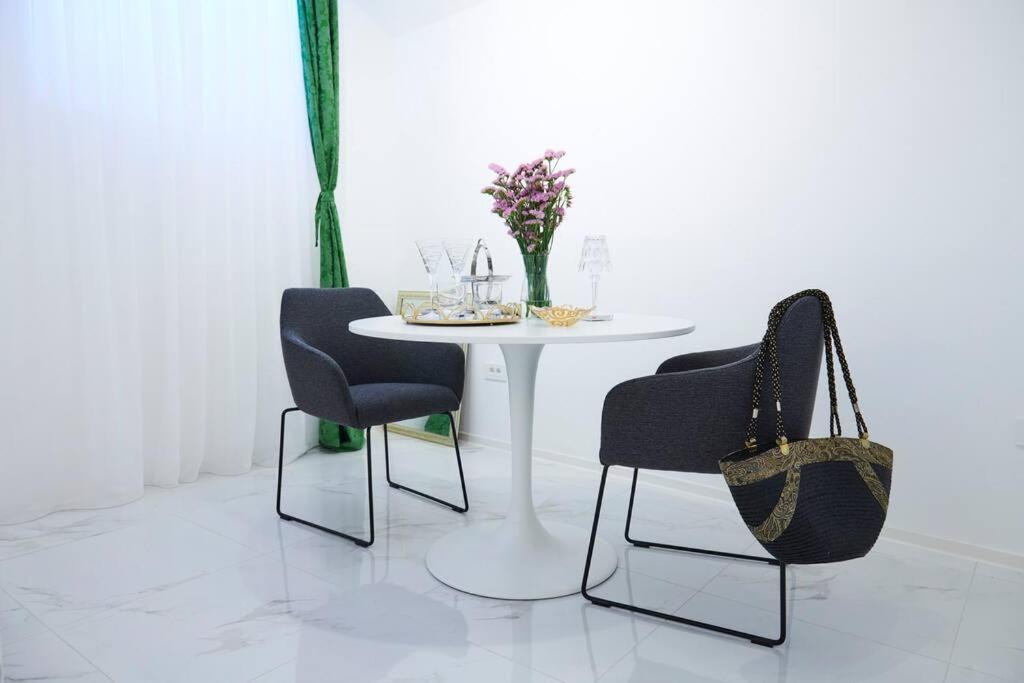 White Bliss Hideaway Apartment Ljubljana Luaran gambar